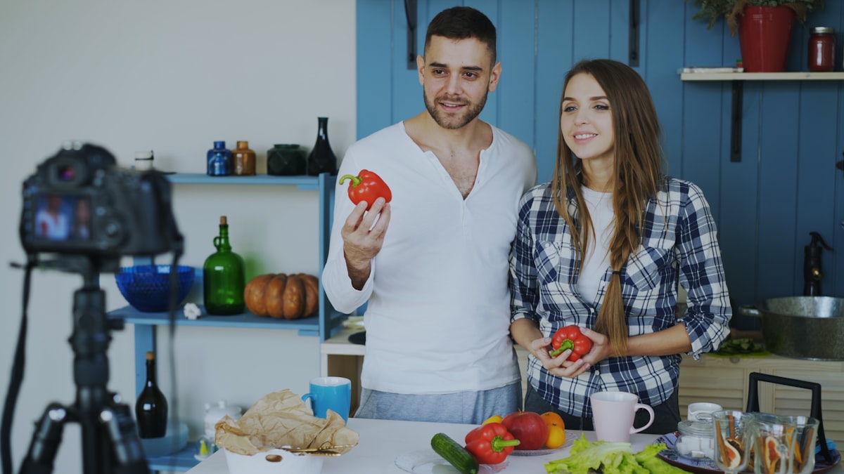 Υγιεινά σνακ με καρύδια και φρούτα